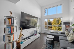 405-10688 140 Street  Surrey, BC V3T 0M6