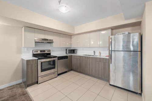 405-10688 140 Street, Surrey, BC 