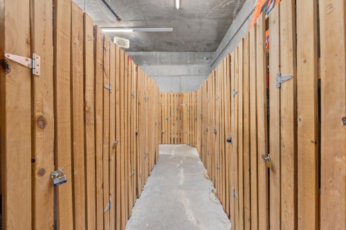 405-10688 140 Street, Surrey, BC 