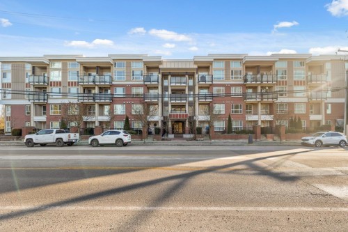 405-10688 140 Street, Surrey, BC 