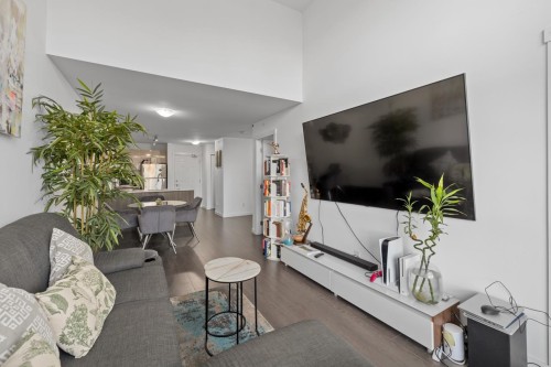 405-10688 140 Street, Surrey, BC 