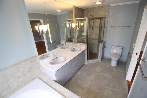 14897 22 Avenue, Surrey, BC 