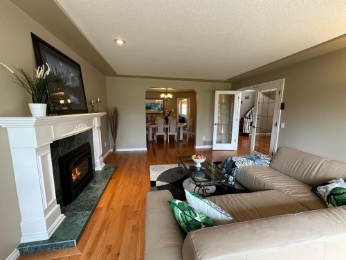 14897 22 Avenue, Surrey, BC 