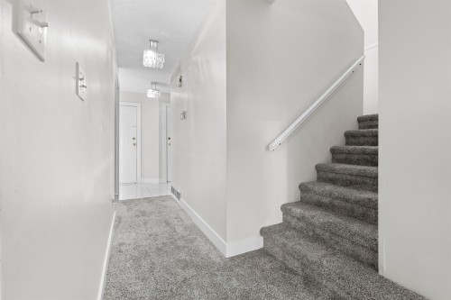 125-8655 King George Boulevard, Surrey, BC 