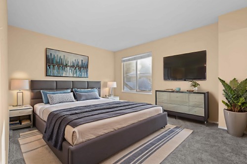 125-8655 King George Boulevard, Surrey, BC 