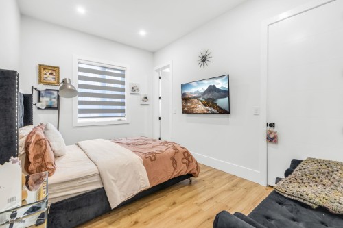 15496 22 Avenue, Surrey, BC 