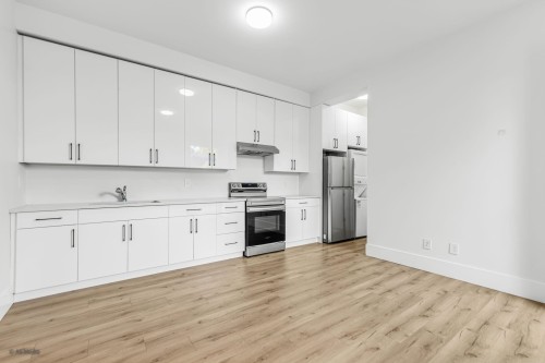 15496 22 Avenue, Surrey, BC 