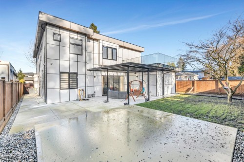 15496 22 Avenue, Surrey, BC 