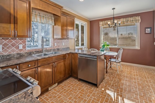 34740 Fenmo Place, Mission, BC 