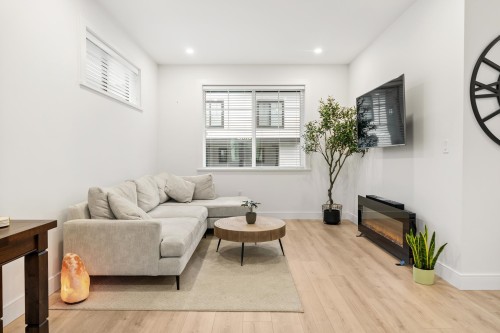 16-7967 197 Street, Langley, BC 