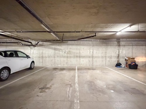 307-9942 151 Street, Surrey, BC 