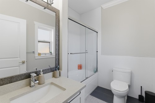 6340 128 Street, Surrey, BC 