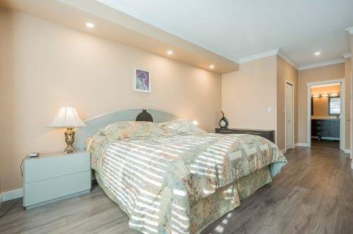 17-10038 150 Street, Surrey, BC 