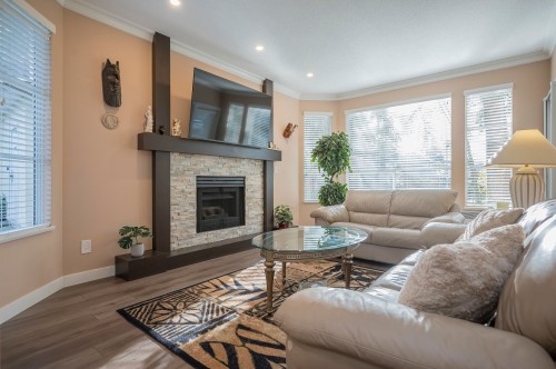 17-10038 150 Street, Surrey, BC 