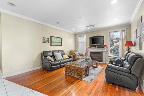 9833 182 Street, Surrey, BC 