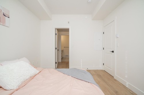 209-7506 199A Street, Langley, BC 