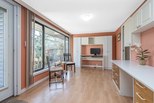 112-15275 19 Avenue, Surrey, BC 