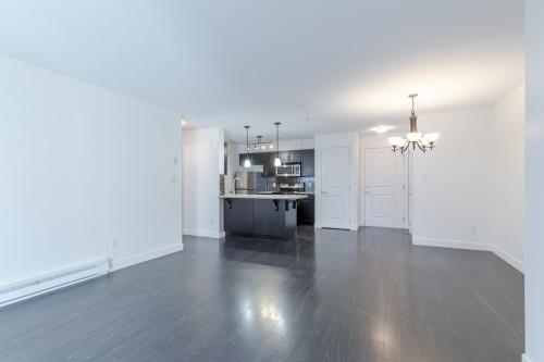 204-2038 Sandalwood Crescent, Abbotsford, BC 