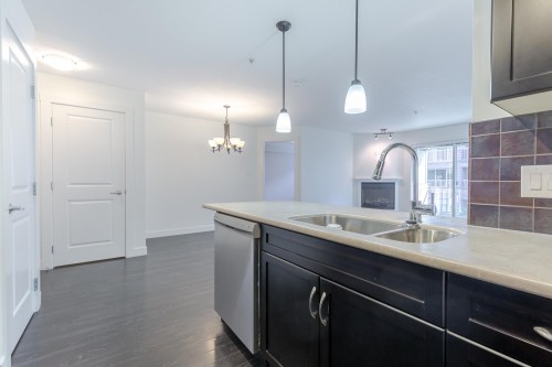 204-2038 Sandalwood Crescent, Abbotsford, BC 