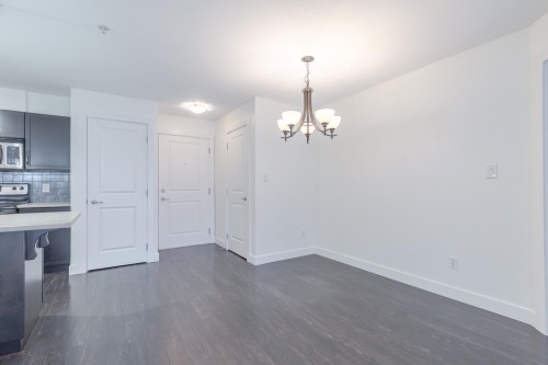 204-2038 Sandalwood Crescent, Abbotsford, BC 