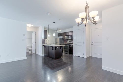 204-2038 Sandalwood Crescent, Abbotsford, BC 