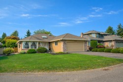 14932 21b Avenue  Surrey, BC V4A 8Z7