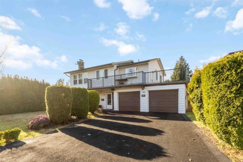 9113 145A Street, Surrey, BC 