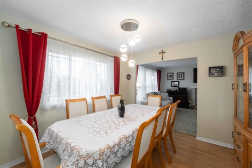 9113 145A Street, Surrey, BC 