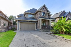 2767 162 Street  Surrey, BC V8S 8E4