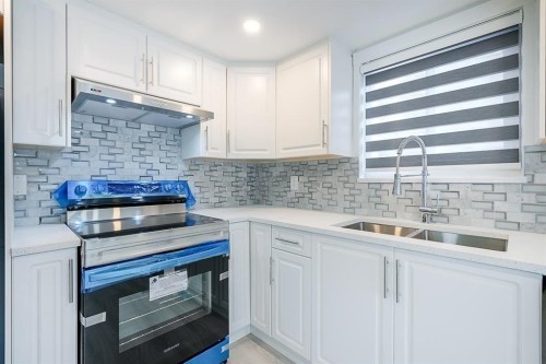 128 Springfield Drive, Langley, BC 