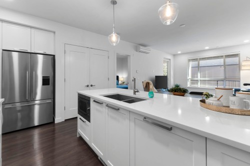 309-33540 Mayfair Avenue, Abbotsford, BC 