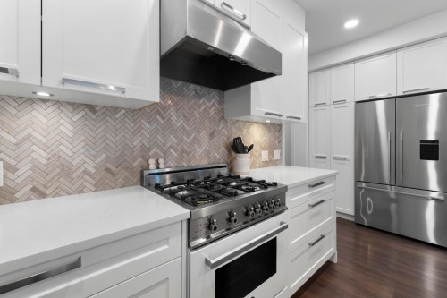 309-33540 Mayfair Avenue, Abbotsford, BC 