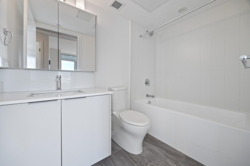 1804-10333 133 Street, Surrey, BC 