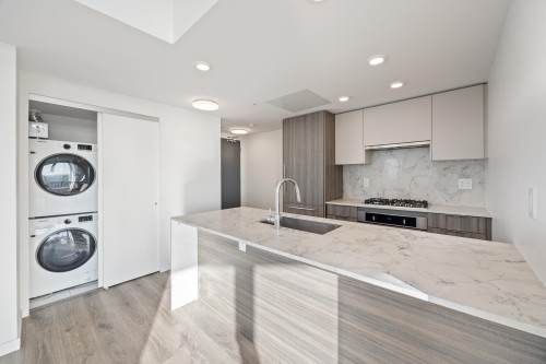 1804-10333 133 Street, Surrey, BC 