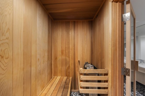 1804-10333 133 Street, Surrey, BC 