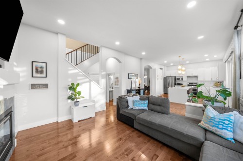 7339 200A Street, Langley, BC 