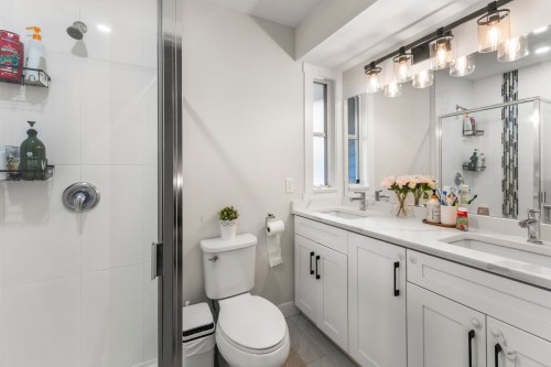 2866 Glenavon Street, Abbotsford, BC 