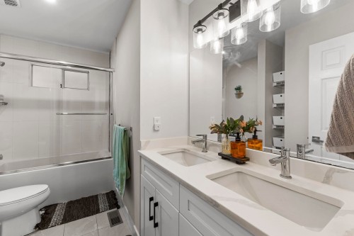 2866 Glenavon Street, Abbotsford, BC 