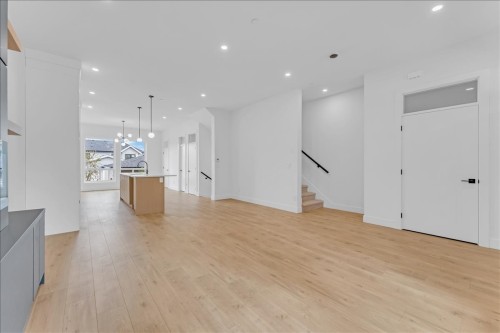 20487 74B Avenue, Langley, BC 