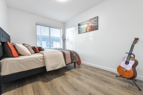 122-6671 121 Street, Surrey, BC 