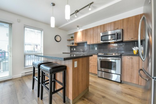 122-6671 121 Street, Surrey, BC 