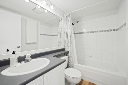 201-12110 80 Avenue, Surrey, BC 