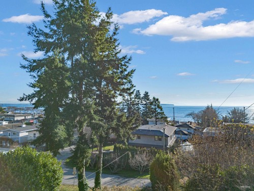 14693 West Beach Avenue, White Rock, BC 