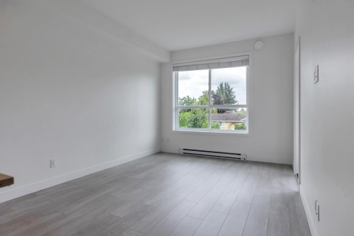 204-19567 64 Avenue, Surrey, BC 