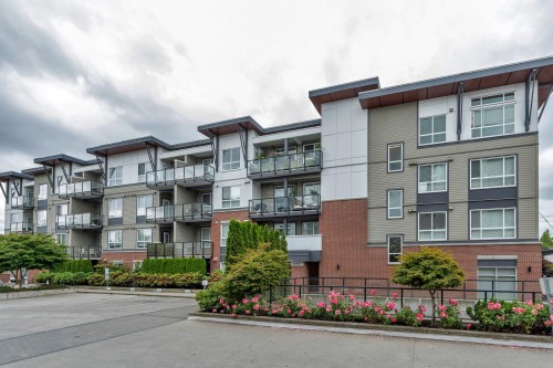 204-19567 64 Avenue, Surrey, BC 