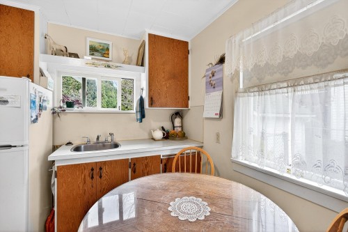 18753 60 Avenue, Surrey, BC 