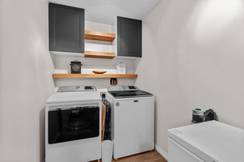 208-20881 56 Avenue, Langley, BC 