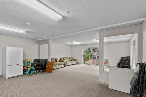 208-20881 56 Avenue, Langley, BC 