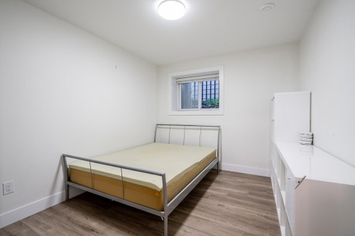 17825 Barnston Drive E, Surrey, BC 