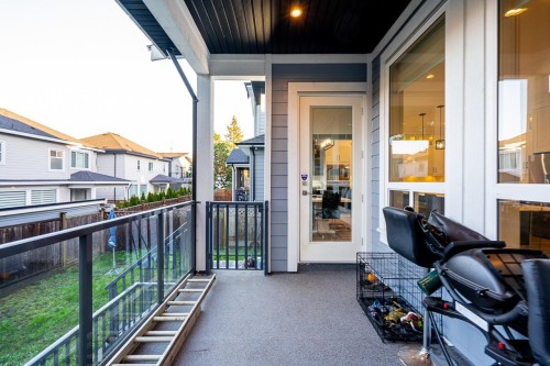 17825 Barnston Drive E, Surrey, BC 